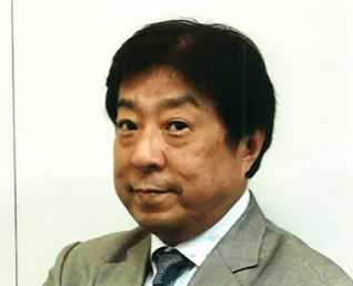 安藤　亮​